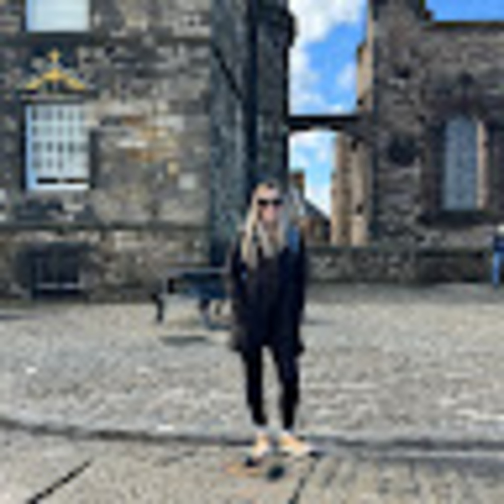 Meet your Posher, Amanda